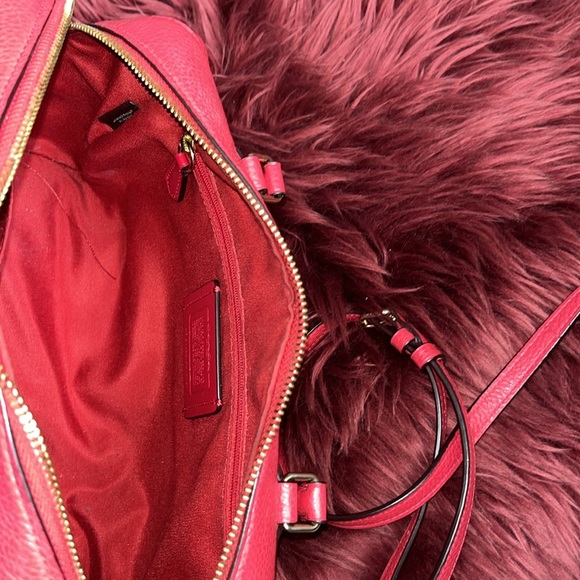 COACH Red Pebble Leather Handbag Satchel Shoulder strap Custom details Stripe - Picture 10 of 11